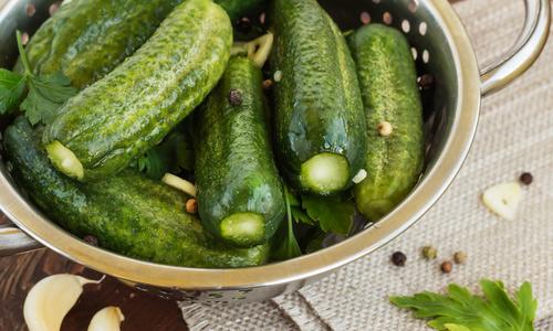 Проверенный рецепт!  Вкуснейшие малосольные огурцы в целлофановом пакете.