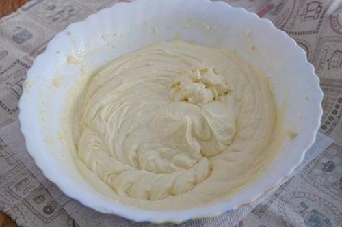 Творожник со сгущёнкой и орехами. 03