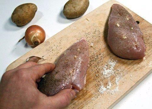 Куриные грудки, запеченные в сливках под сыром. 01
