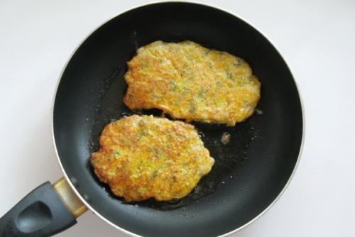 Куриные отбивные в морковном кляре. 06