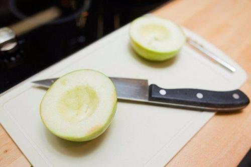 Запечённое яблоко с сухофруктами в духовке. 01 Запечённое яблоко с сухофруктами в духовке. 01