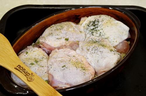 Куриные бедрышки с рисом в духовке. 03