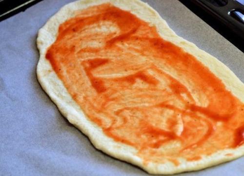 Пицца с салями и грибами. 05 Пицца с салями и грибами. 05