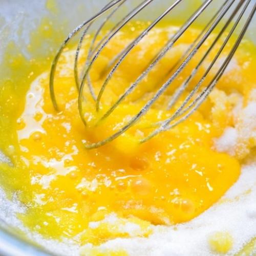 Торт со сливками и клубникой. 01