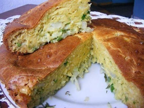 Простой и вкусный - пирог капустный.