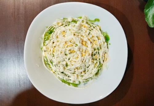 Крабовый салат с капустой и кукурузой. 03 Крабовый салат с капустой и кукурузой. 03