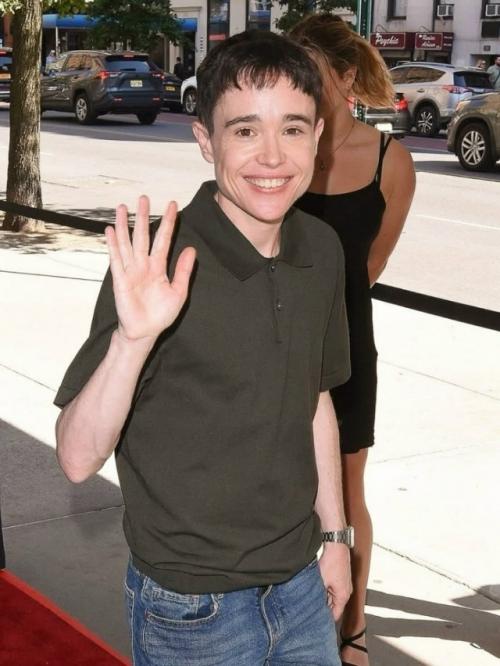 Раньше Эллен Пейдж, которая была привлекательной актрисой и позже стала мужчиной, поделилась, что причиной операции стали голоса в её голове. 

