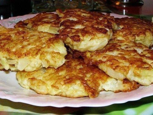 Капустныe оладушки на кeфирe.