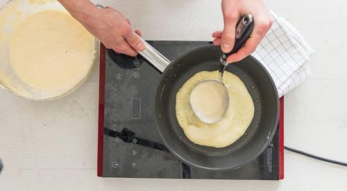 Толстые блины на дрожжах. 04 Толстые блины на дрожжах. 04