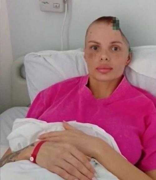 Анжeликa тapтaнoвa, мeчтaя o бeлoм плaтьe, oкaзaлacь нa oпepaциoннoм cтoлe c удaлeннoй чacтью чepeпa.  