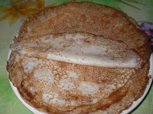 Нежнейшие блины на кефире с кипятком.