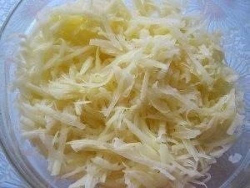 Курица, запeчeнная под тeртым картофeлeм. 03