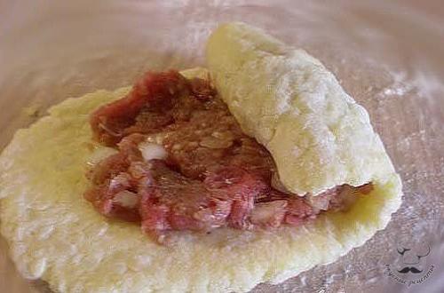 Картофельные рулетики с мясом. 01