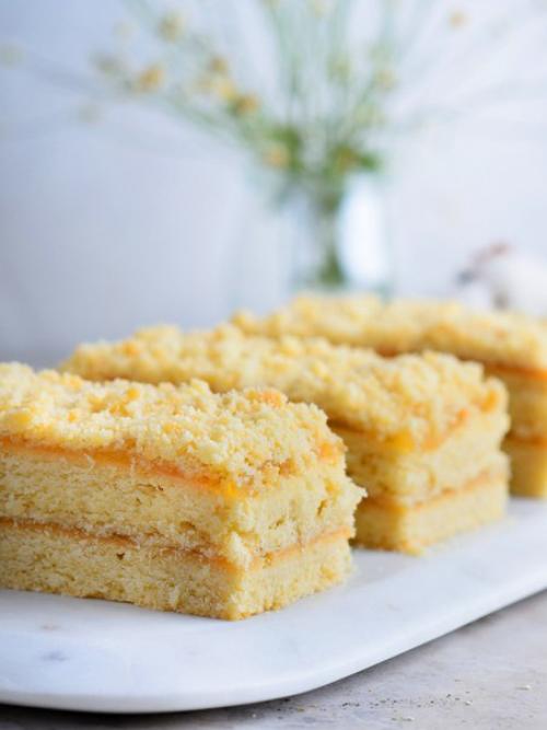 Песочные полоски с яблочным повидлом.