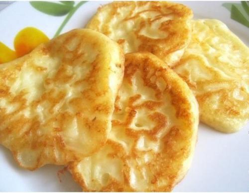 Оладьи из творога и сыра.