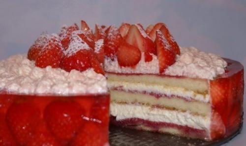 Клубнично - малиновый торт. 08