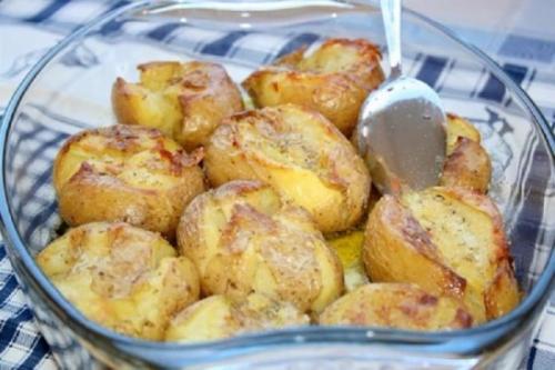 Картофель, запеченный по-португальски.