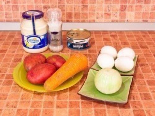 Салат Мимоза.  Вкус этого салата у меня с детством ассоциируется. 01