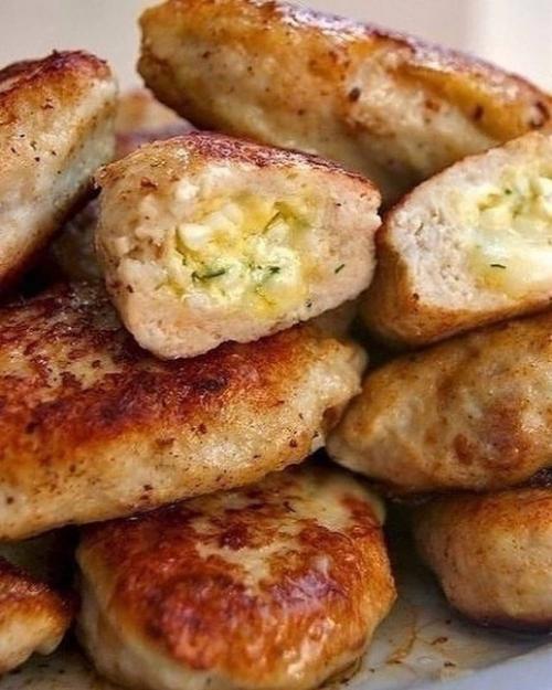 Котлеты с очень вкусной начинкой!
