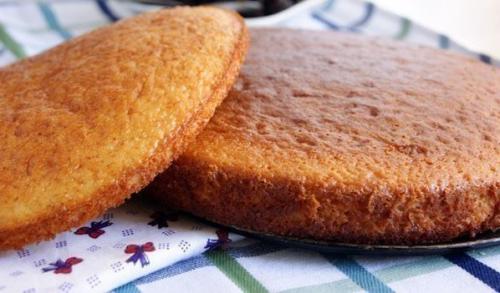 Вкусный медовик на кефире. 01