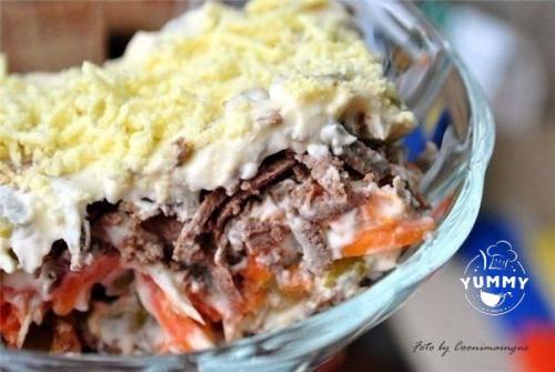 Салат слоёный Печёнкин.