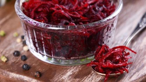 Изумительный салат из свеклы.