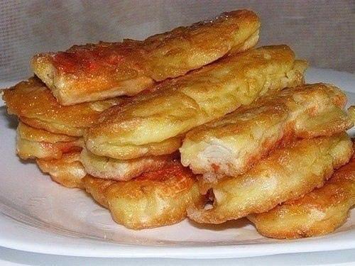 Крабовые палочки в кляре.