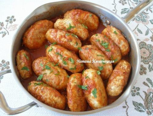 Гречаники. 

Гречаники - блюдо украинской кухни, которое готовится из мясного фарша с добавлением вареной гречки.  