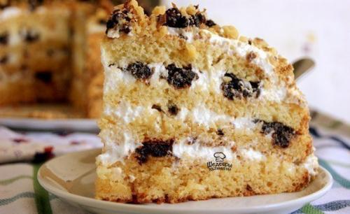 Вкусный медовик на кефире.