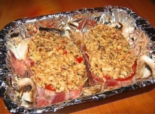 Острая свинина с сыром и грибами в духовке. 04