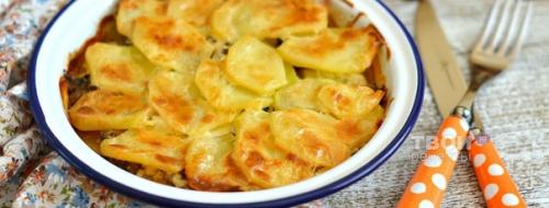 Картофель с шампиньонами в сметане.