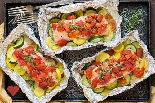 Лосось в фольге с овощами? Лосось в фольге с овощами?
