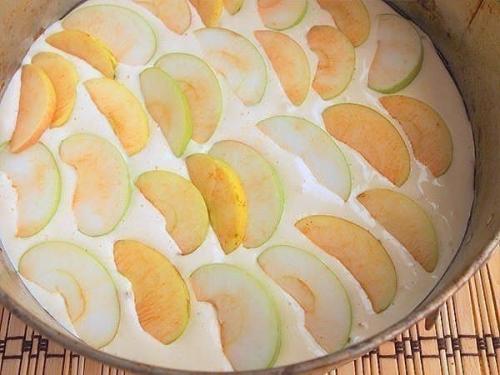 Очень вкусный пирог с яблоками. 03