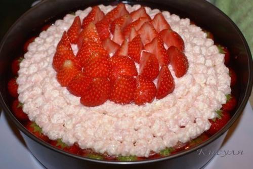 Клубнично - малиновый торт. 05