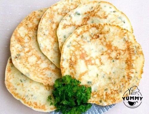 Сырные лепешки с зеленью.
