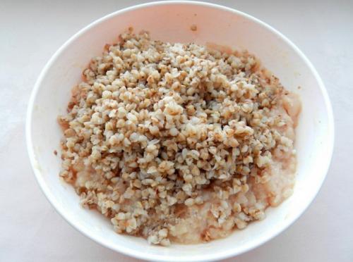 Гречаники.   Гречаники - блюдо украинской кухни, которое готовится из мясного фарша с добавлением вареной гречки. 03