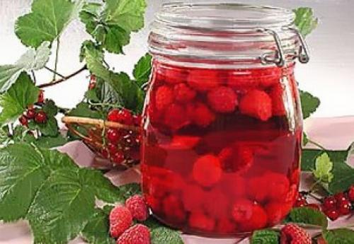 Как приготовить малиновую наливку. 04
