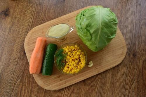 Капустный салат с интересной заправкой. 01