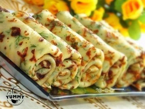 Сырные блины с зеленью.


