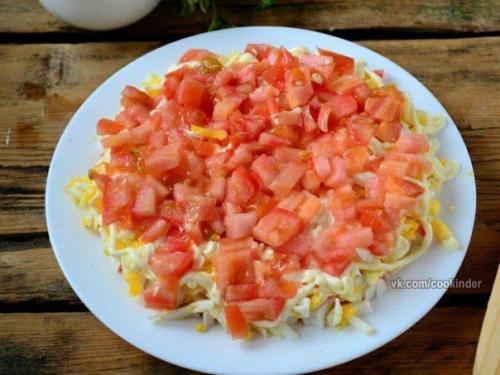 Очень вкусный салатик с крабовыми палочками. 03