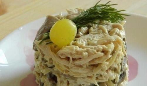 Грибной салат с курицей. 06