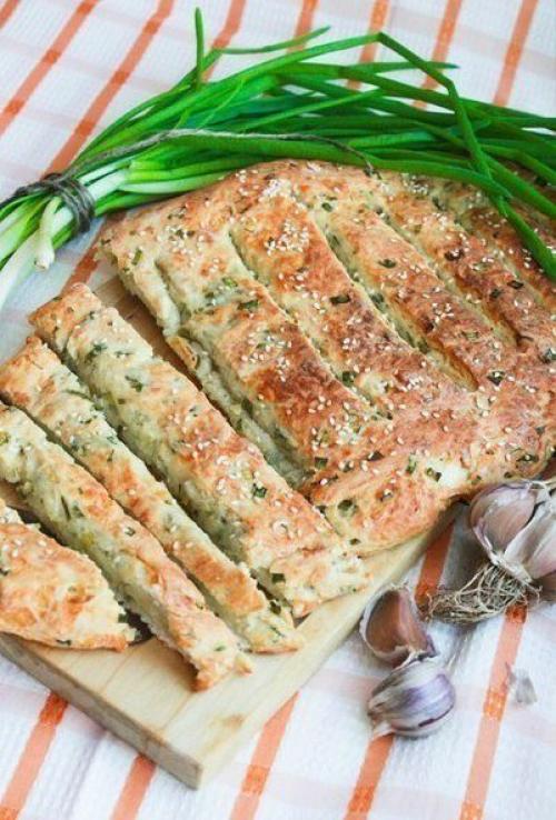 Луковo - cыpный xлеб. 01