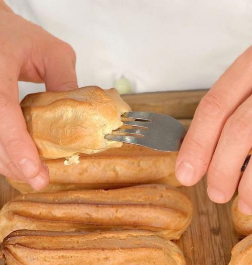 Эклеры со сливочным кремом. 04