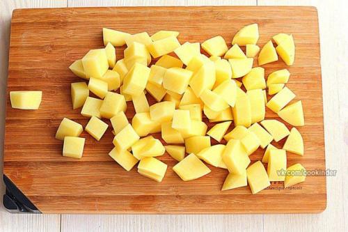 Гороховый суп с копченостями. 05