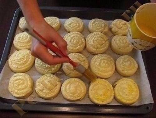 Творожные завитушки.  Ингредиенты: 03