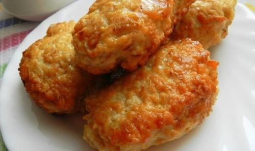 Суперпышные котлетки из куриного фарша с овсяными хлопьями.