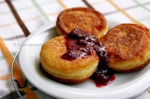 Самые вкусные оладушки: получаются пышные и с хрустящей корочкой! Самые вкусные оладушки: получаются пышные и с хрустящей корочкой!