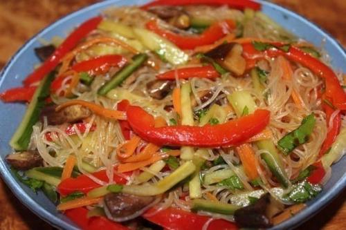 Рисовая лапша: топ - 5 рецептов приготовления самых вкусных блюд? 01