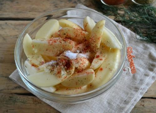 Картошечка по - деревенски, запеченная в духовке. 02