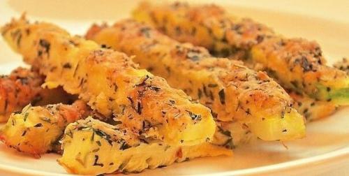 Кабачки в сырной панировке на 100 г - 74 ккал.